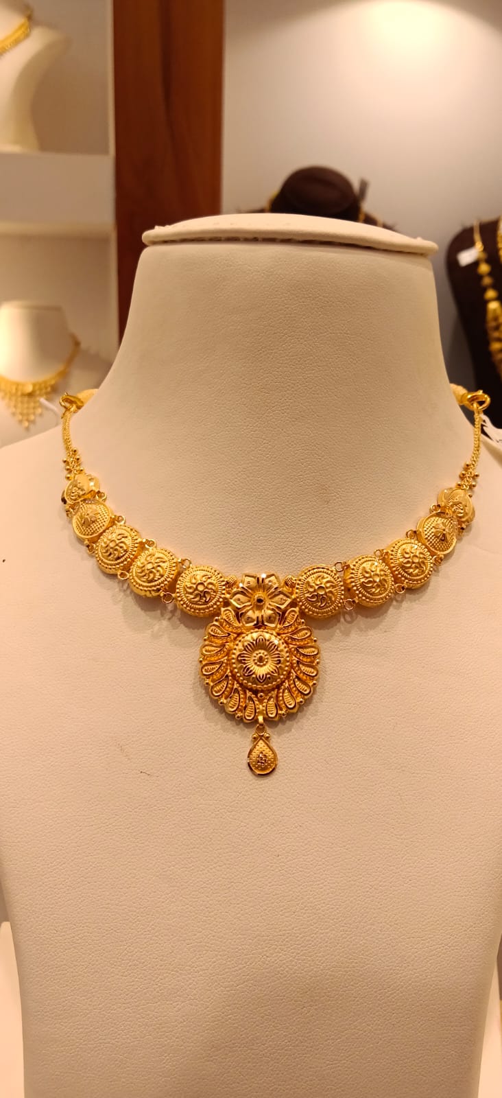 Neckles 